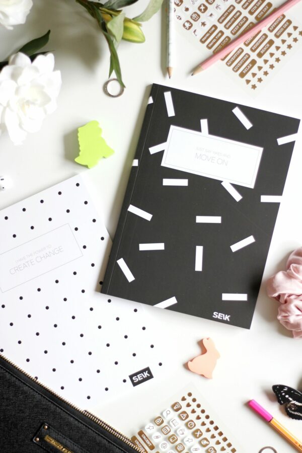 Bullet Journal / Dotted Notebook  black and white (2pcs) - Image 6