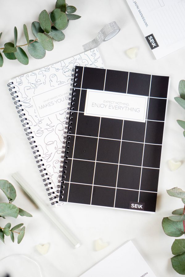 Bullet Journal / Dotted Notebook with spiral binding - Expect nothing, enjoy everything - Image 6