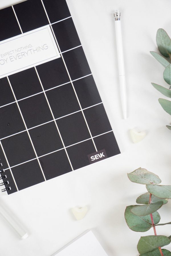 Bullet Journal / Dotted Notebook with spiral binding - Expect nothing, enjoy everything - Image 5