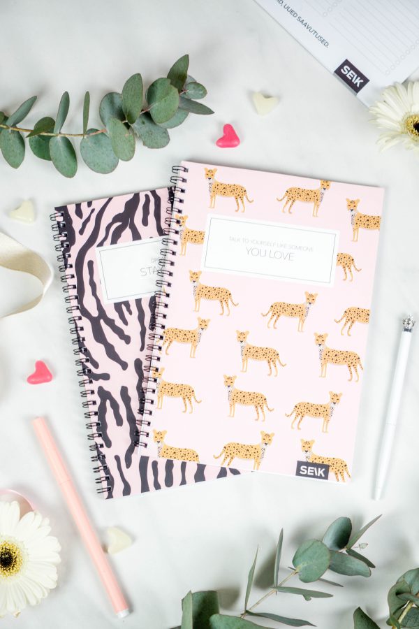 Bullet Journal / Dotted Notebook with spiral binding - Dream big and stay wild - Image 3