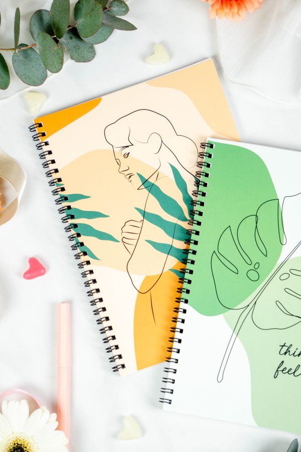 Bullet Journal / Dotted Notebook with spiral binding - woman - Image 4