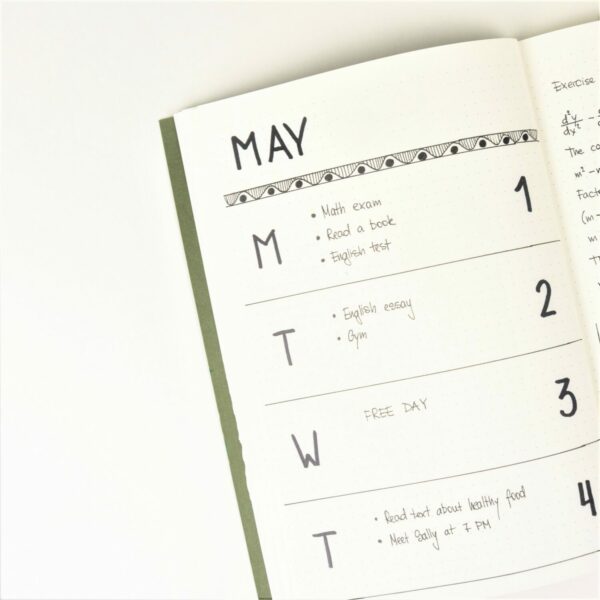 A4 Notebook with spiral binding  - that girl - Image 3