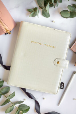 Ring binder from premium faux leather A5 (white)