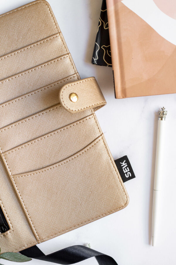 Ring binder from premium faux leather A5 - Happy Calendar planner 2025 (beige) - Image 4