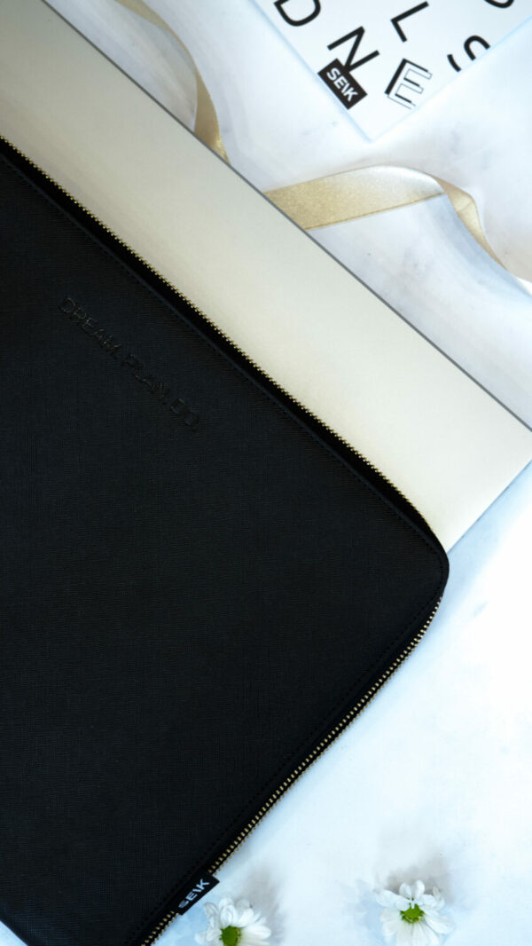 Laptop sleeve  - Dream. Plan. Do. (15”) - Image 7