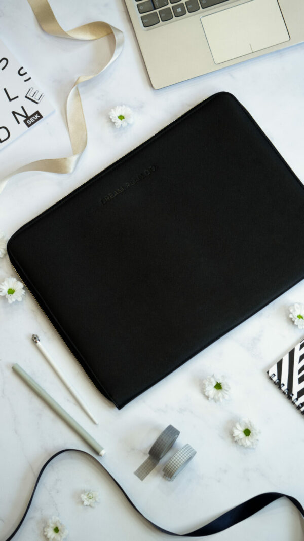 Laptop sleeve  - Dream. Plan. Do. (15”) - Image 10