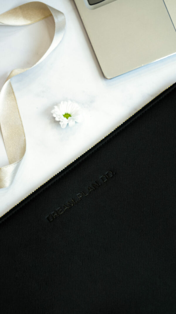 Laptop sleeve  - Dream. Plan. Do. (15”) - Image 12