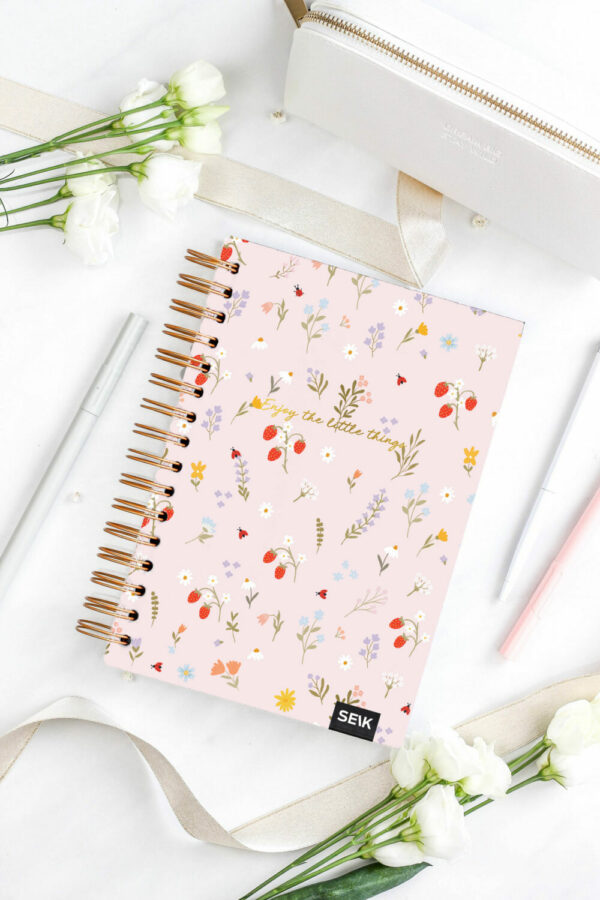 Happy Calendar planner spiral binding - little things 2025