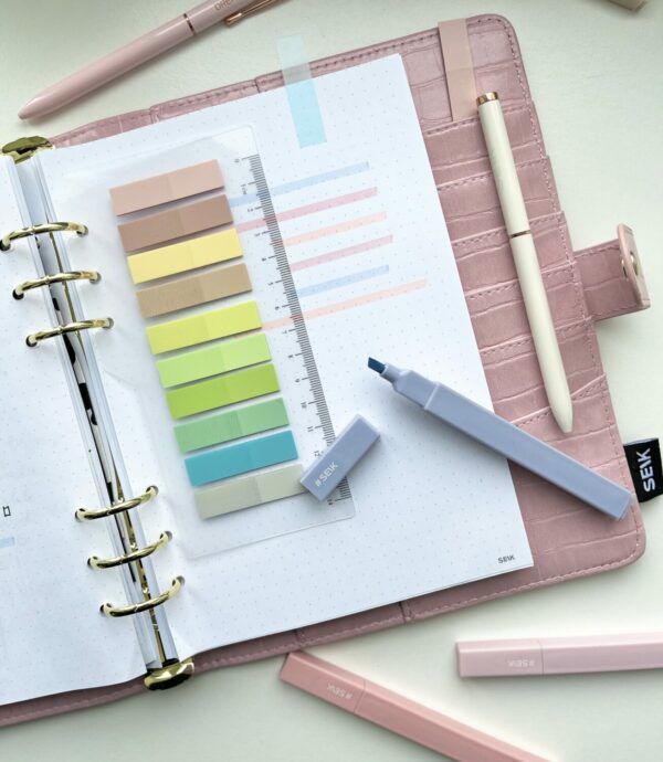 Rainbow sticky notes with ruler - Image 15