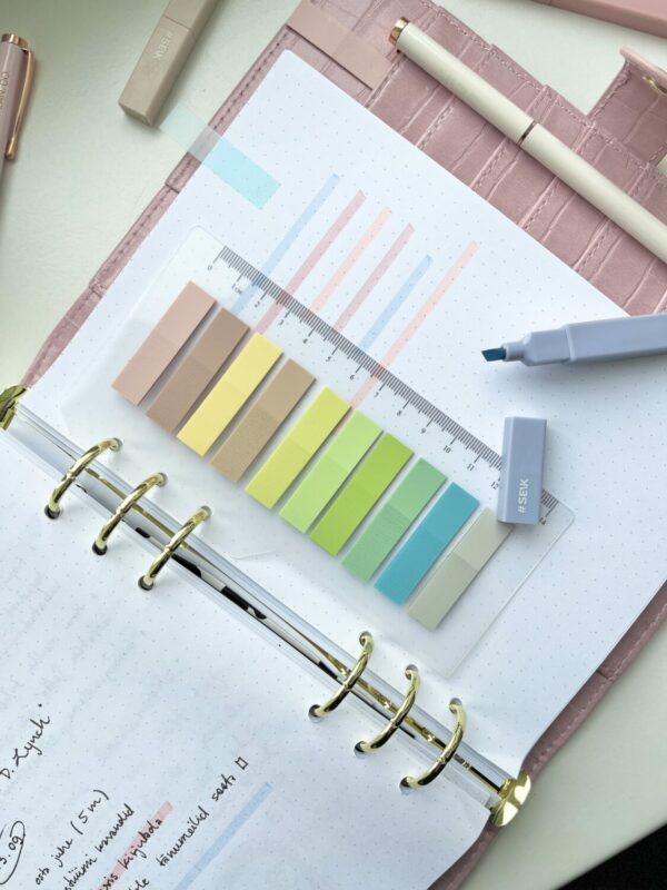 Rainbow sticky notes with ruler - Image 12