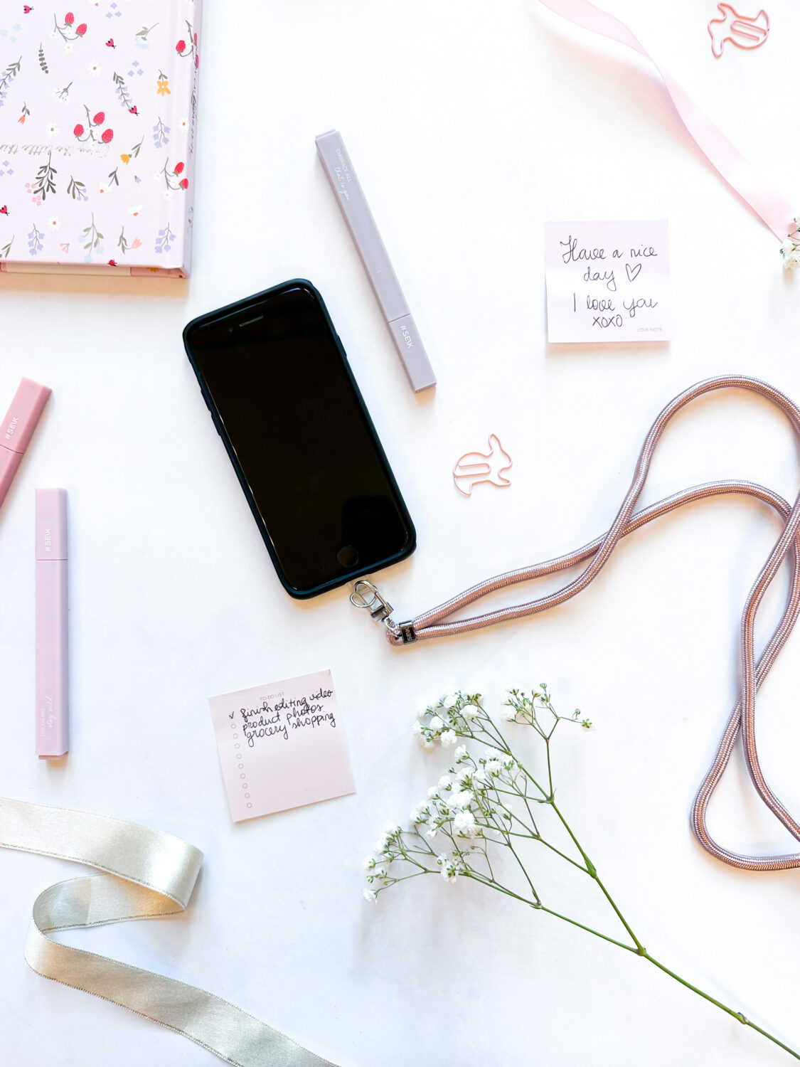 universal phone strap - oh so pink!