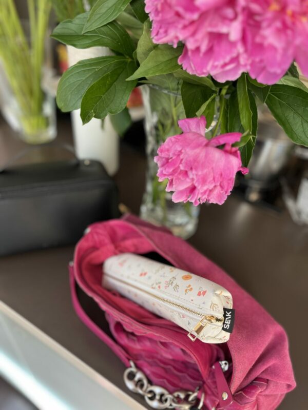 Pencil case with flowers- smile. sparkle. shine. - Image 4