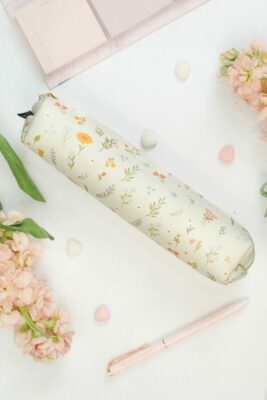 Pencil case with flowers- smile. sparkle. shine.