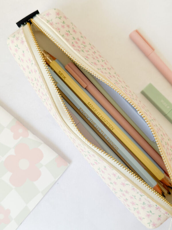 Pencil case with flowers- blossoms - Image 5