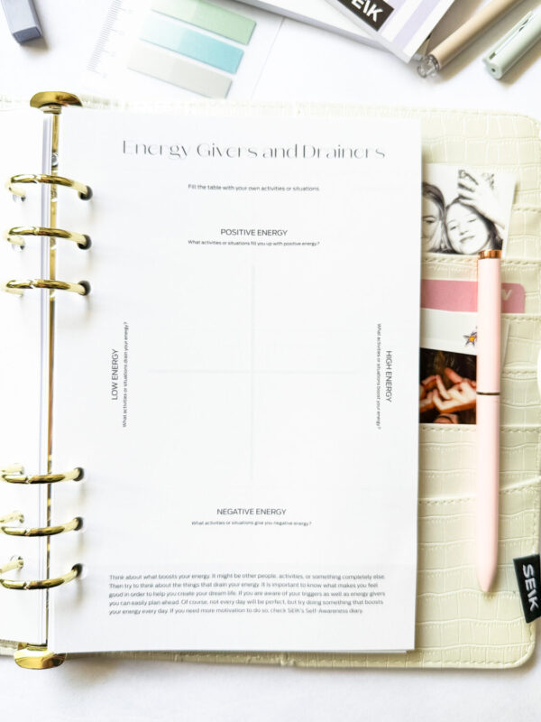 Ring binder from premium faux leather A5 – Happy Calendar planner 2025/26 (white) - Image 19